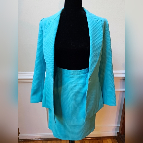 Cache Turquoise Skirt Set - Picture 9 of 16